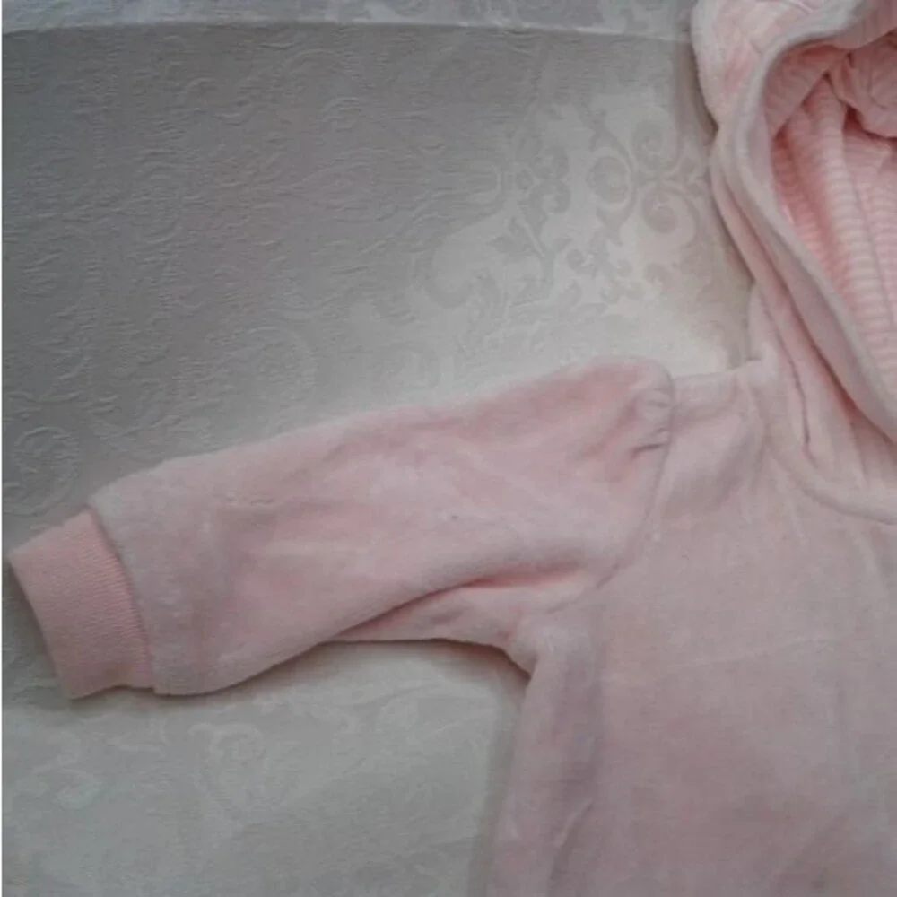 Carter's Baby Girl 3M Hooded Jumpsuit Pale Pink Snaps Cuffed Sleeves & Legs